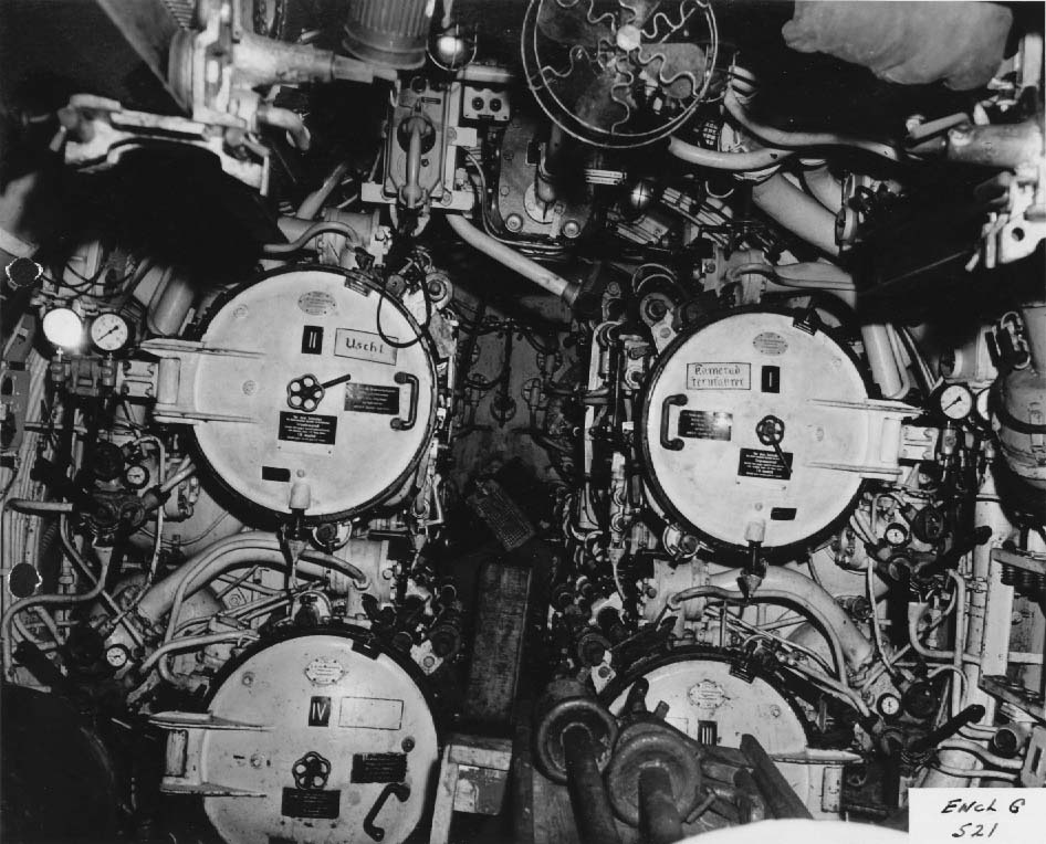 http://wiki.gcdn.co/images/8/8a/Forward_torpedo_tubes.jpg