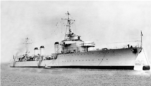 ФайлBison at Brest 19334, when she was flagship of the contre