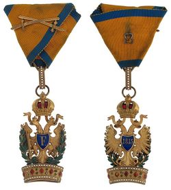 Ordens-der-Eisernen-Krone-3st-klass_with_War_Decoration.jpg