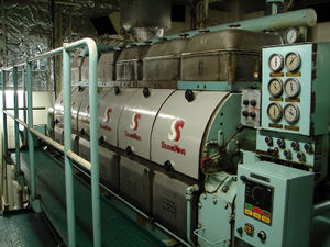 300px Diesel generator on an oil tanker