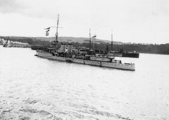 HMS_Champion_during_World_War_I.jpeg
