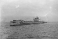 HMS_Totem_(P352).jpg