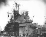 USS_Essex_(CV-9)_-_изменения_после_ремонта_-_15_апреля_1944.jpeg