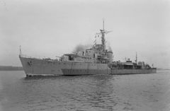 HMS_Chaplet_1945.jpg