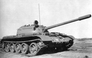 The_original_T-55_lacked_an_antiaircraft_machine_gun_mount.jpg